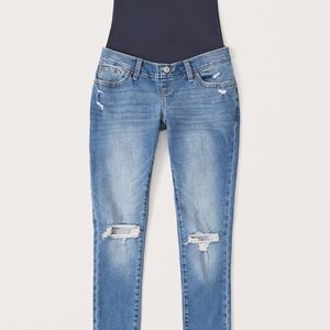 EUC Abercrombie & Fitch Maternity Super Skinny Jeans, Medium Wash, SZ 28/6 Short